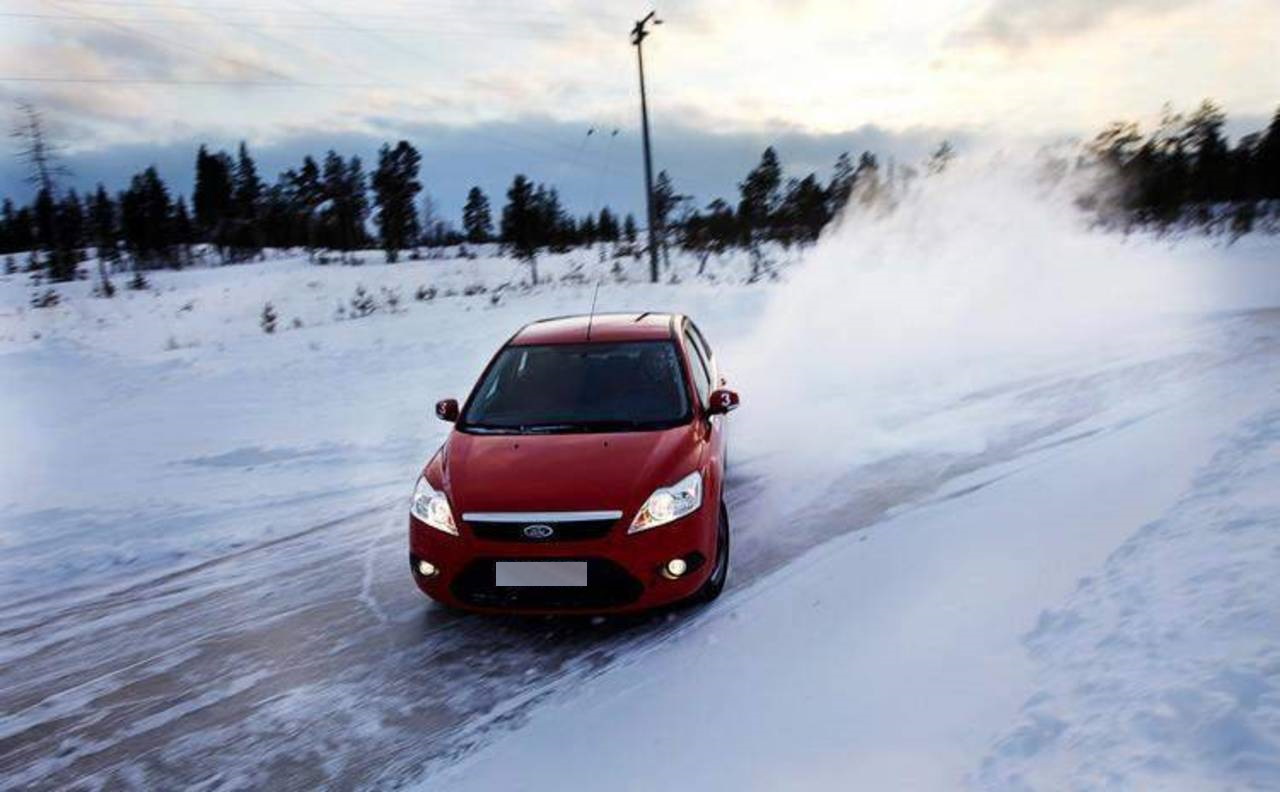 Курсы экстремального вождения на автомобиле в Оренбурге. Школа Driftpro